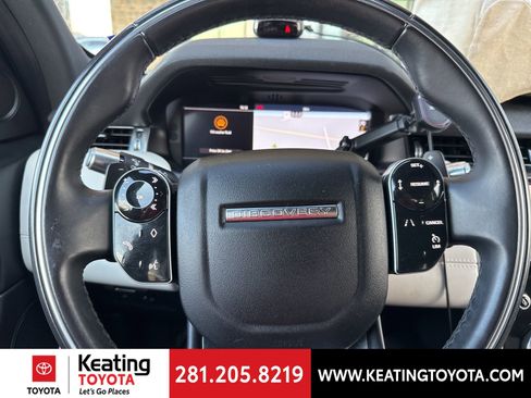 Used 2020 Land Rover Discovery Sport SE R-Dynamic image 15