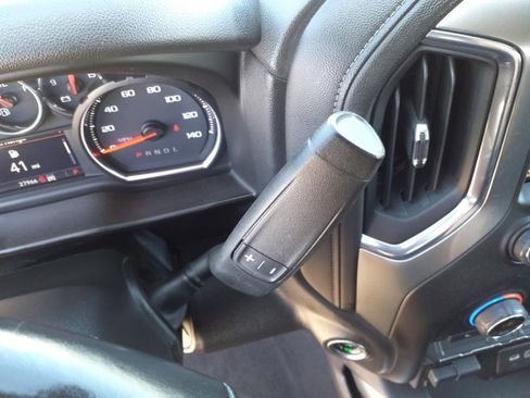 Used 2021 Chevrolet Silverado 1500 LT Trail Boss w/ Bed Protection Package image 24