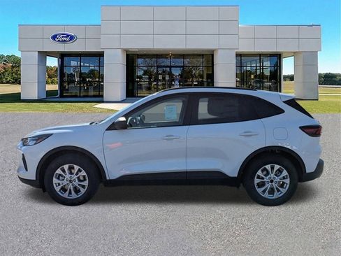 New 2026 Ford Escape Active w/ Active Premium Tech Pack image 7