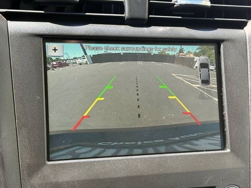 Used 2018 Ford Fusion SE w/ Equipment Group 601A FWD image 12