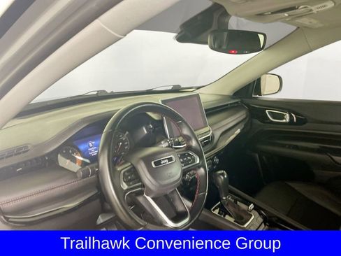 Used 2022 Jeep Compass Trailhawk w/ Trailhawk Convenience Group image 11