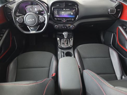 Certified 2023 Kia Soul GT-Line image 3