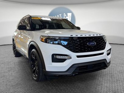 Certified 2022 Ford Explorer ST-Line w/ Class IV Trailer Tow Package