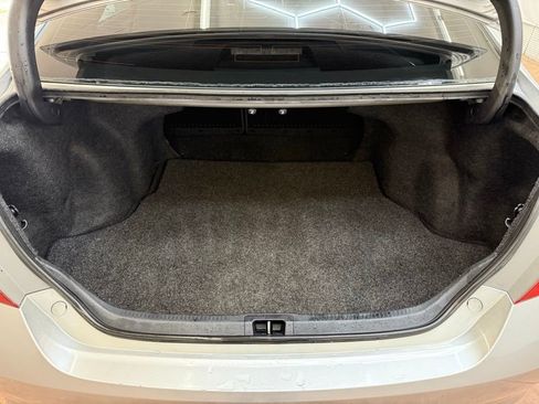Used 2017 Toyota Camry SE FWD image 16