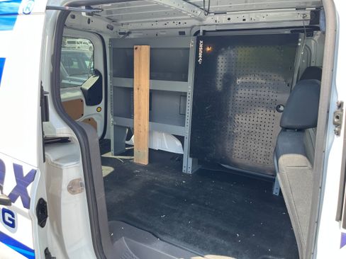 Used 2020 Ford Transit Connect XL FWD image 12