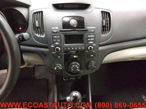 Used 2012 Kia Forte LX FWD image 12