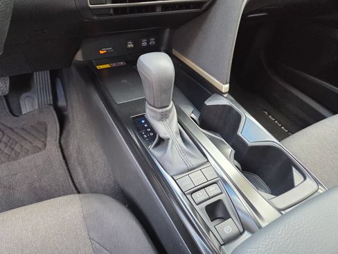 Used 2026 Toyota Camry LE FWD image 27
