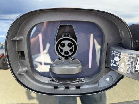 Used 2023 Mercedes-Benz EQE 350+ SUV image 50