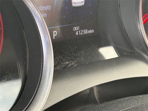 Used 2022 Toyota Camry XSE image 9