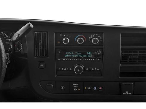 Used 2019 Chevrolet Express 2500 RWD image 7