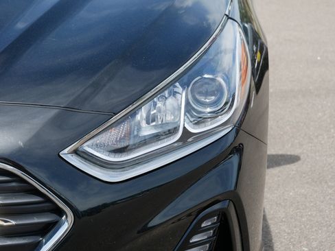 Used 2018 Hyundai Sonata SEL w/ Tech Package 02 FWD image 13