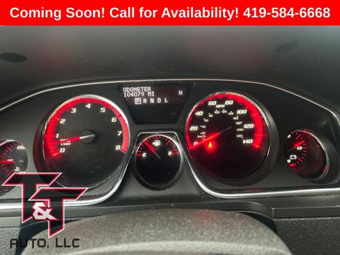 Used 2015 GMC Acadia SLE FWD image 11