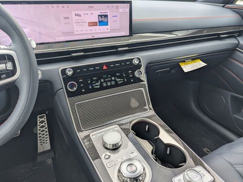 New 2026 Genesis GV80 3.5T e-SC AWD/4WD image 19