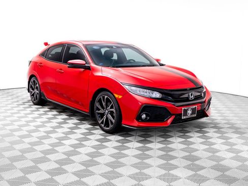 Used 2018 Honda Civic Sport Touring image 9
