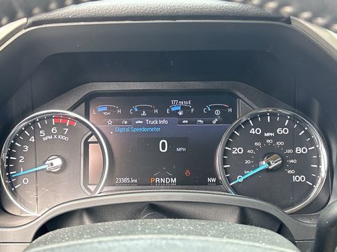 Used 2021 Ford F250 Lariat w/ Chrome Package image 24