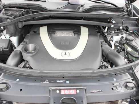 Used 2011 Mercedes-Benz GL 450 GL 450 4MATIC AWD 4dr SUV image 27