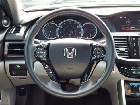 Used 2016 Honda Accord EX-L image 12