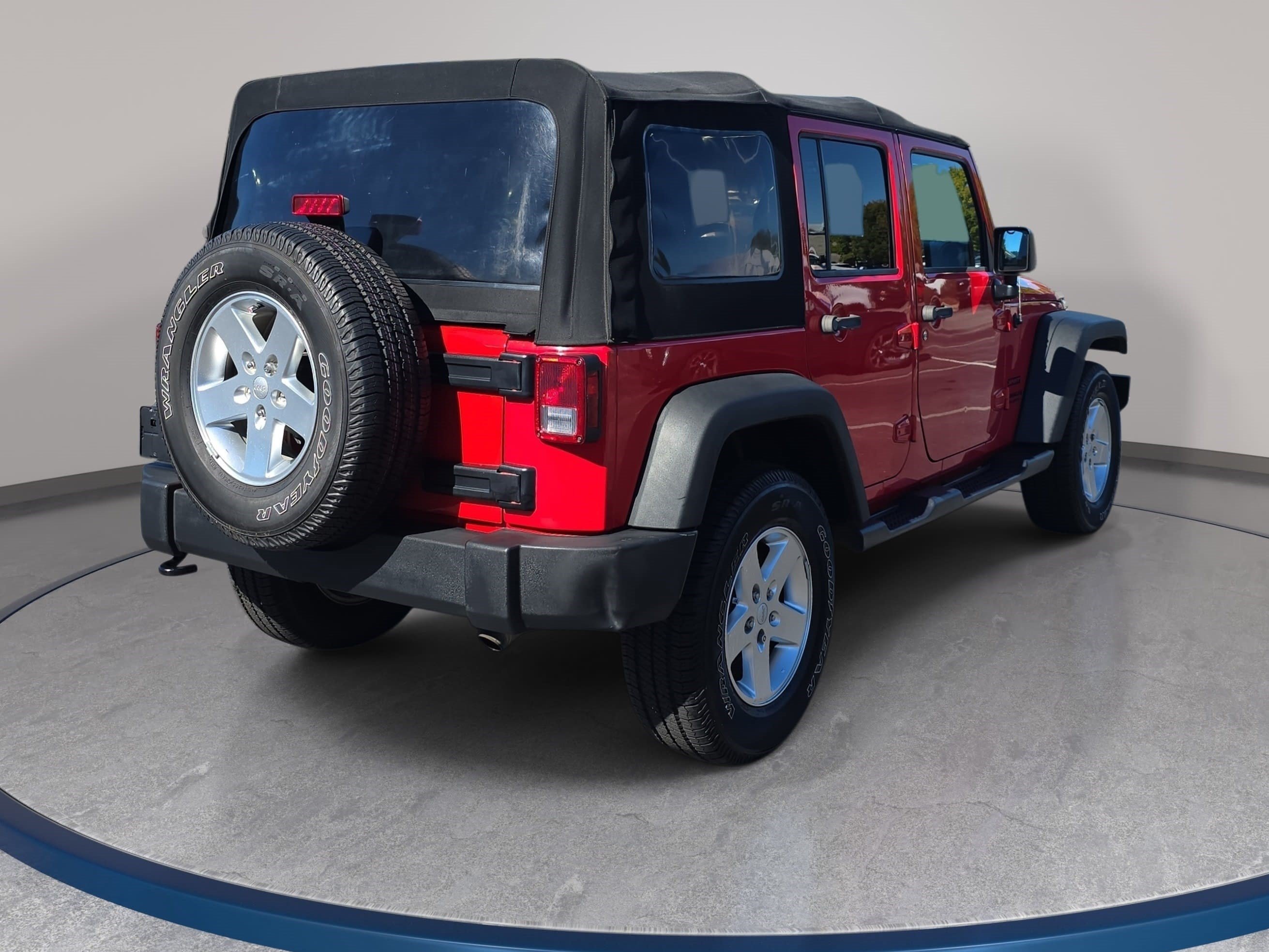 Used 2015 Jeep Wrangler Unlimited Sport w/ Quick Order Package 24S AWD/4WD image 5