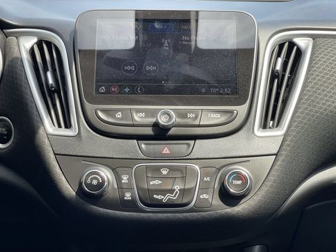 Used 2019 Chevrolet Malibu RS FWD image 31