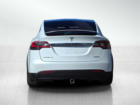 Used 2016 Tesla Model X Performance image 6