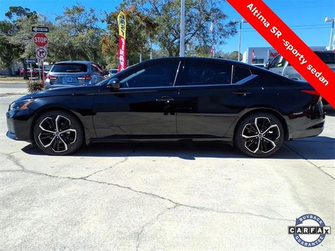 Certified 2023 Nissan Altima 2.5 SR image 4