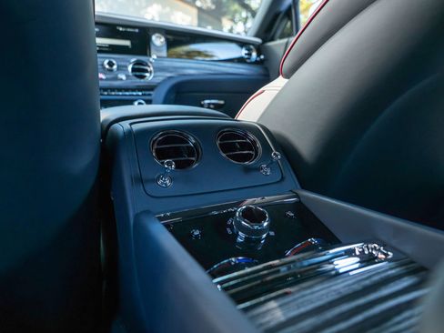 Used 2024 Rolls-Royce Spectre w/ Spectre Launch Package AWD/4WD image 39