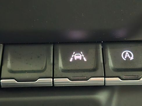 Used 2024 Chevrolet Silverado 1500 Custom Trail Boss image 6