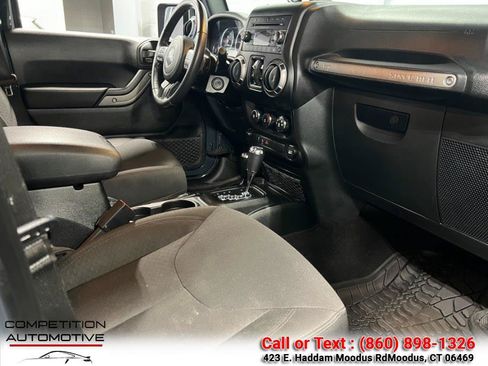 Used 2018 Jeep Wrangler Unlimited Sport S AWD/4WD image 18