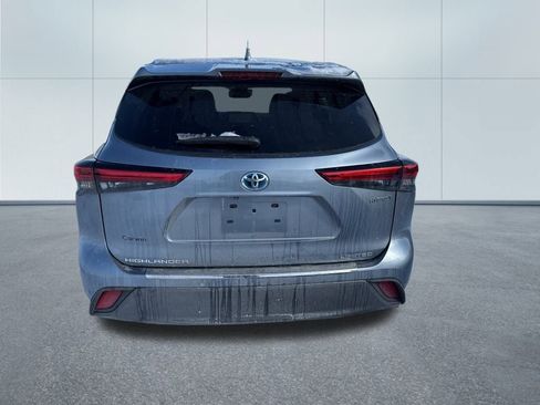 Used 2023 Toyota Highlander Limited image 6