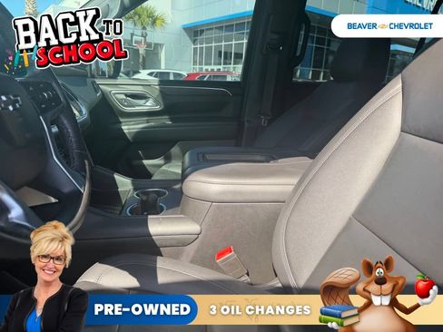 Used 2022 Chevrolet Suburban Z71 w/ Luxury Package AWD/4WD image 8