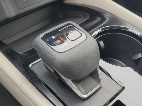 Used 2022 Nissan Rogue SL FWD image 27