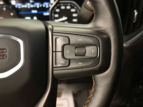 Used 2023 GMC Sierra 2500 AT4 w/ AT4 Preferred Package AWD/4WD image 19
