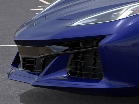New 2025 Chevrolet Corvette E-Ray w/ Stealth Interior Trim Package AWD/4WD image 13