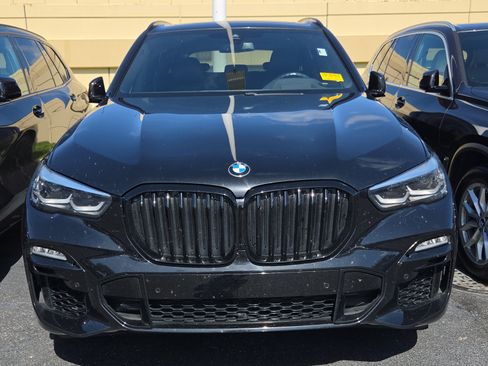 Used 2021 BMW X5 sDrive40i w/ M Sport Package RWD image 2