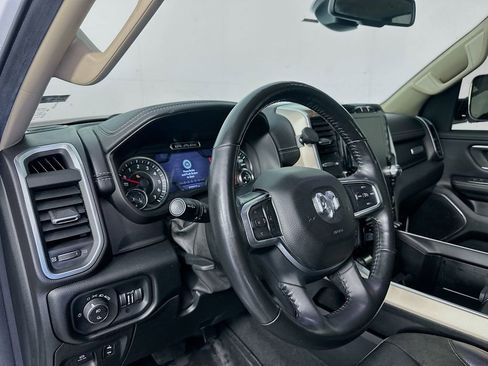 Used 2019 RAM 1500 Laramie image 9