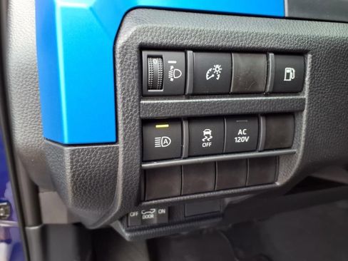 New 2025 Toyota Tacoma TRD Off-Road image 10