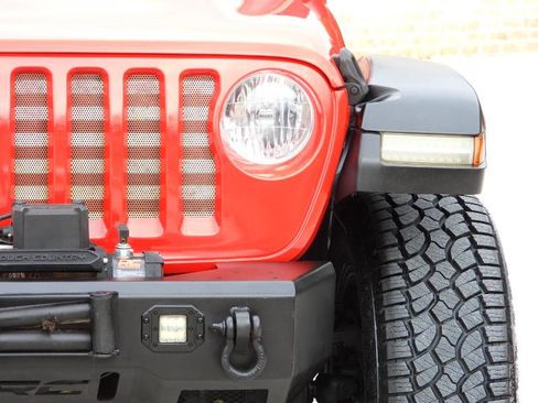 Used 2019 Jeep Wrangler Unlimited Sport S image 32