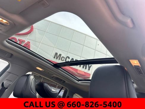 Used 2023 Toyota Highlander Platinum FWD image 17