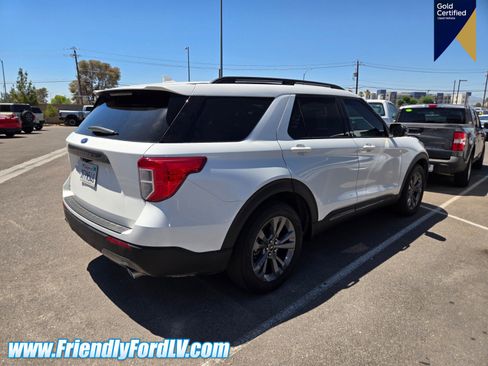 Certified 2023 Ford Explorer XLT w/ Equipment Group 202A RWD image 3
