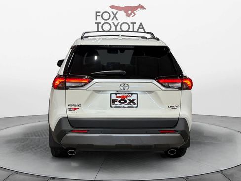 Used 2019 Toyota RAV4 Limited w/ Advanced Technology Package AWD/4WD image 5