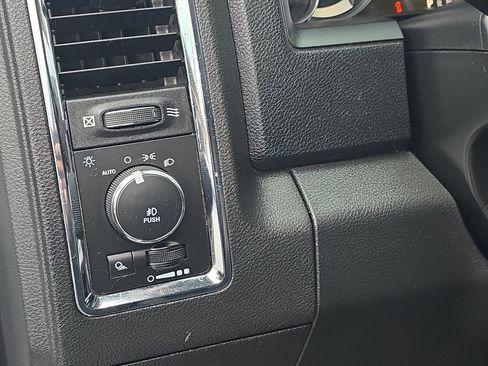 Used 2017 RAM 1500 Laramie w/ Convenience Group image 24