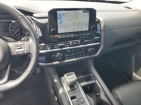 Certified 2023 Nissan Pathfinder SL w/ Black Appearance Package AWD/4WD image 23