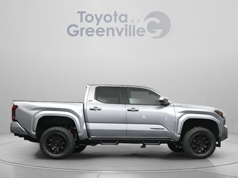 New 2026 Toyota Tacoma SR5 AWD/4WD image 17