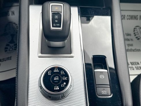 Used 2023 Mitsubishi Outlander SEL image 37