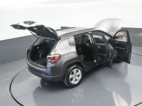 Used 2021 Jeep Compass Latitude w/ Driver Assistance Group image 65