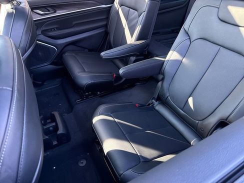 New 2026 Jeep Grand Cherokee L Limited AWD/4WD image 28