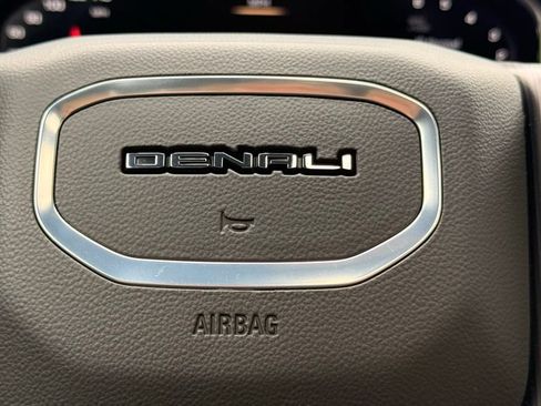 Used 2026 GMC Sierra 1500 Denali Ultimate AWD/4WD image 17