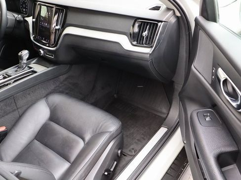 Used 2021 Volvo V60 T5 Cross Country w/ Climate Package image 45