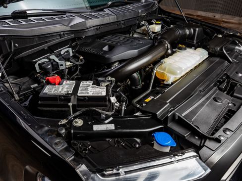 Used 2022 Ford F150 XLT w/ Equipment Group 302A High image 41