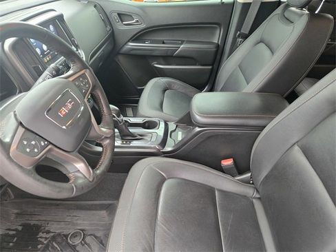 Used 2022 GMC Canyon AT4 image 22